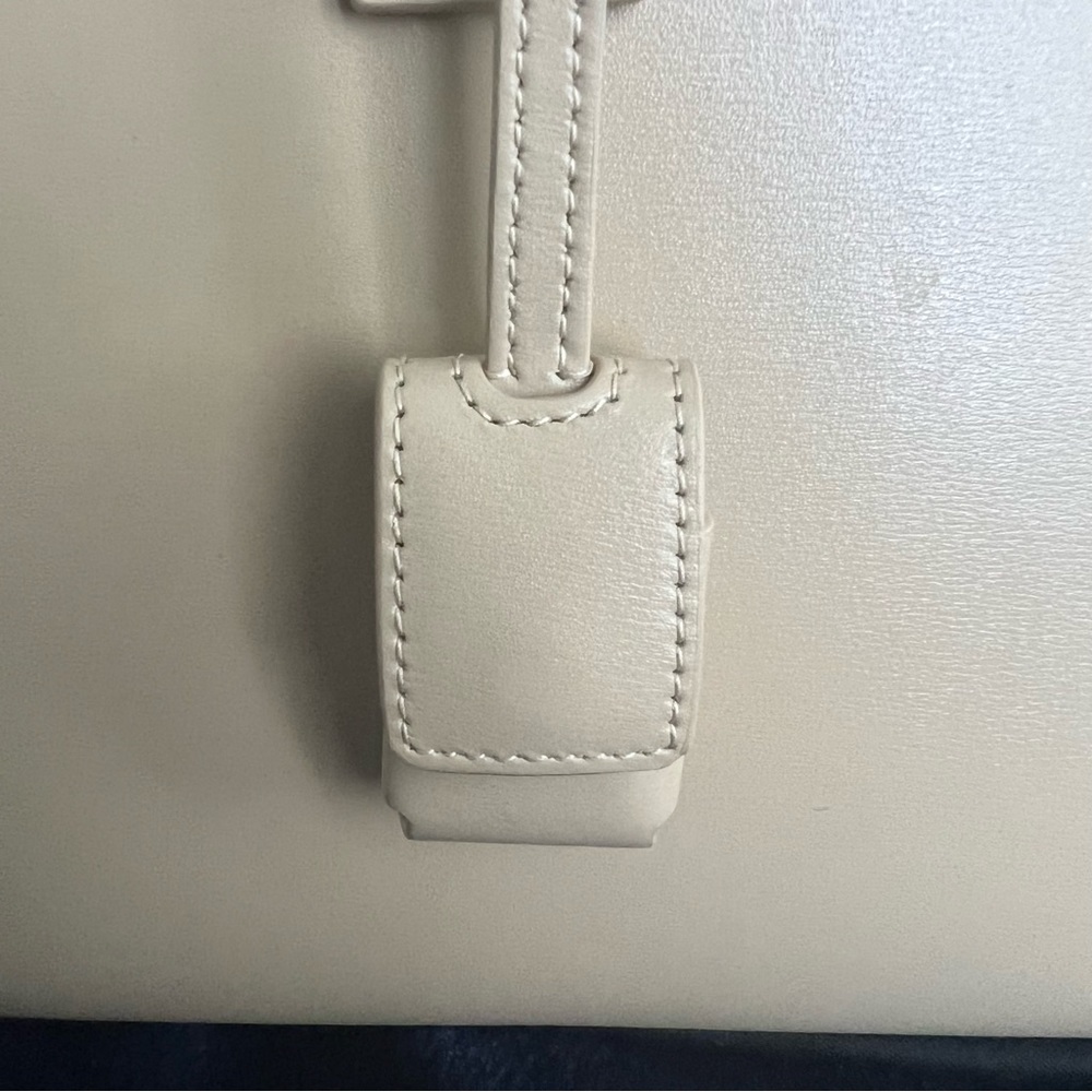 Saint Laurent SAC DE JOUR NANO IN SMOOTH LEATHER - Picture 16 of 16